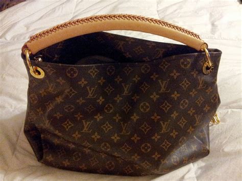 Louis Vuitton artsy mm real & replica comparison 